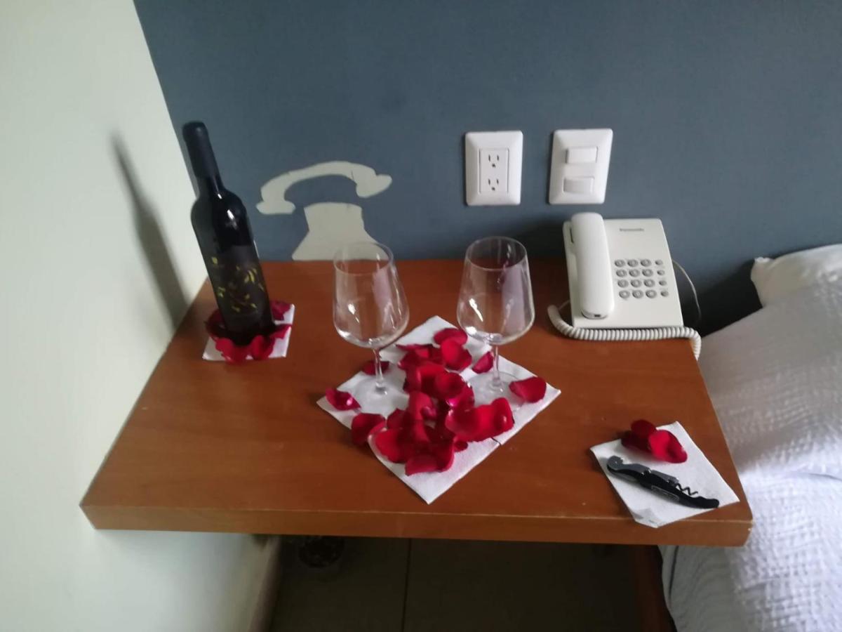 Hotel Plaza Queretaro Luaran gambar